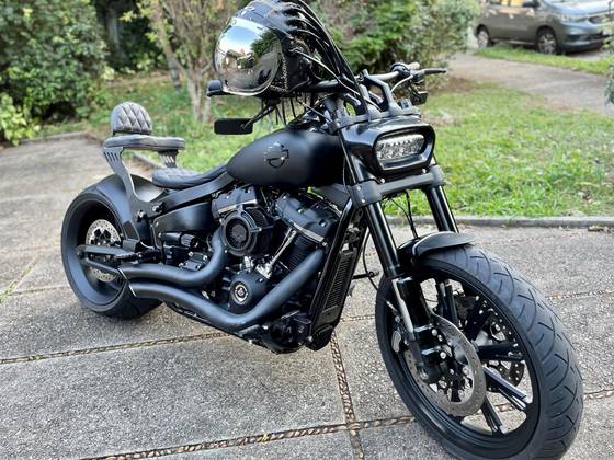 HARLEY-DAVIDSON SOFTAIL FAT BOB 114 HARLEY-DAVIDSON SOFTAIL FAT BOB 114